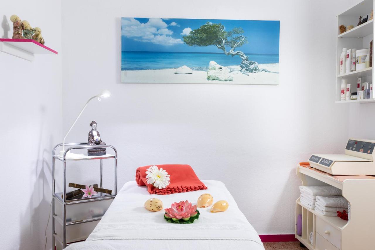 โรงแรมตริอังฟลอร์ ปูแอร์โตเดลาครูซ ภายนอก รูปภาพ