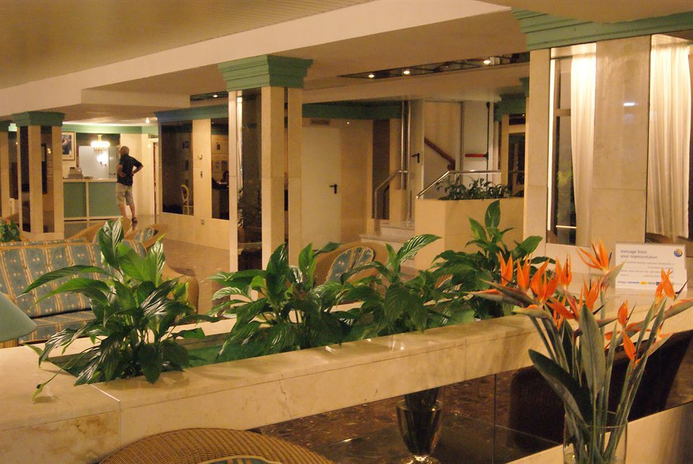 โรงแรมตริอังฟลอร์ ปูแอร์โตเดลาครูซ ภายนอก รูปภาพ
